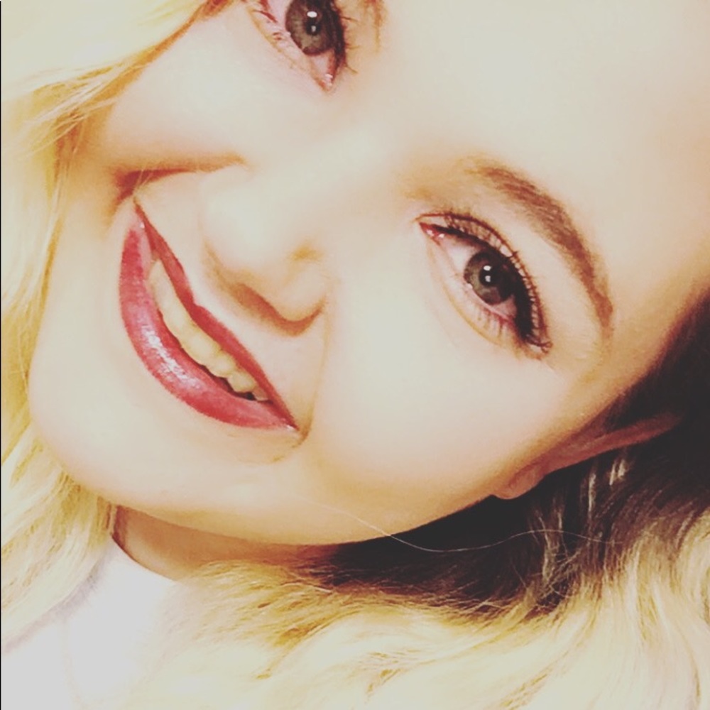 Meet your Posher, Raven